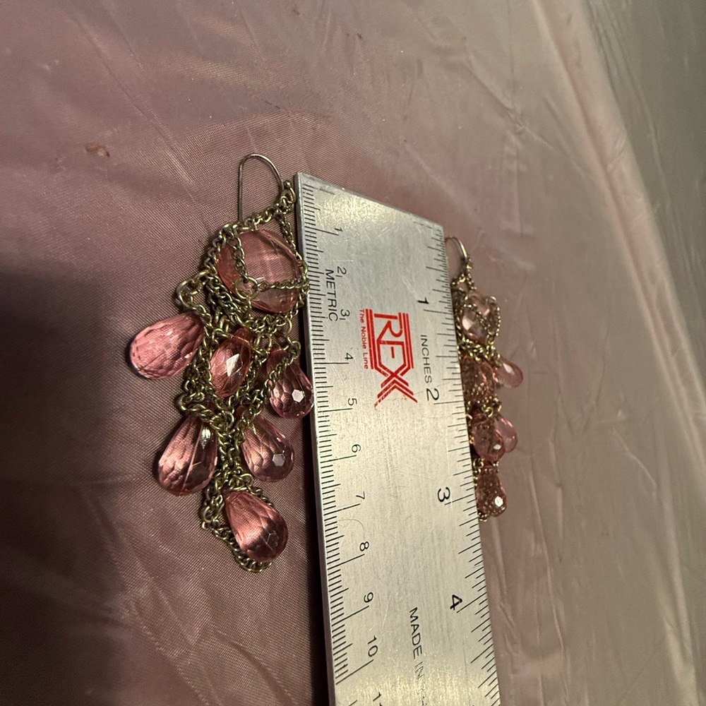 Vintage Y2K Silver/Blush Pink Chain 3.5” Drop Chandelier Earrings - Picture 8 of 10